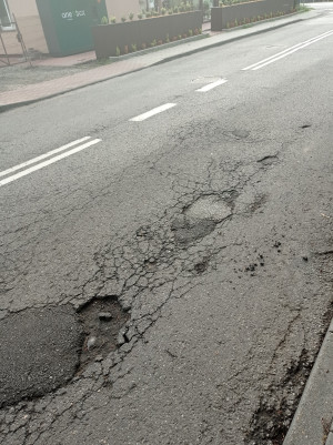 Zdjęcie 1 przedstawia problem zgłoszony w tym alercie