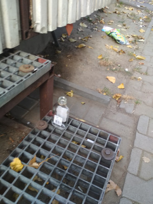 Zdjęcie 2 przedstawia problem zgłoszony w tym alercie