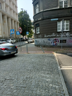 Zdjęcie 1 przedstawia problem zgłoszony w tym alercie