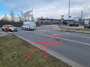 Zdjęcie 2 przedstawia problem zgłoszony w tym alercie