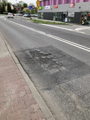 Zdjęcie 2 przedstawia problem zgłoszony w tym alercie