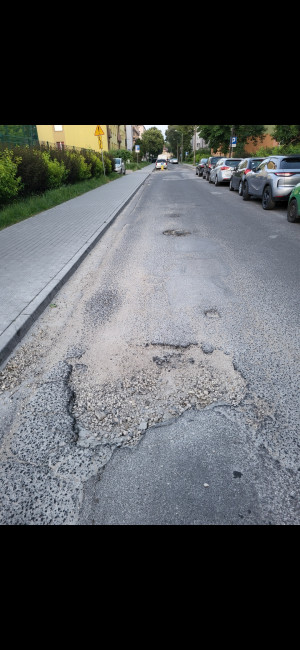 Zdjęcie 3 przedstawia problem zgłoszony w tym alercie