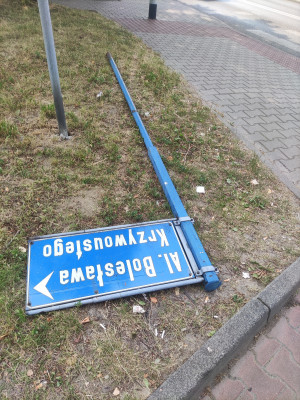 Zdjęcie 1 przedstawia problem zgłoszony w tym alercie