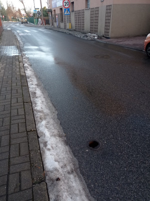 Zdjęcie 2 przedstawia problem zgłoszony w tym alercie