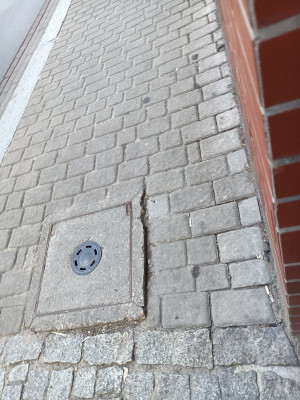Zdjęcie 2 przedstawia problem zgłoszony w tym alercie