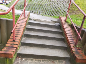 Zdjęcie 1 przedstawia problem zgłoszony w tym alercie