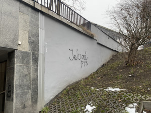 Zdjęcie 2 przedstawia problem zgłoszony w tym alercie