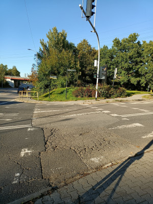 Zdjęcie 1 przedstawia problem zgłoszony w tym alercie