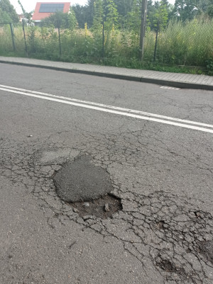 Zdjęcie 4 przedstawia problem zgłoszony w tym alercie