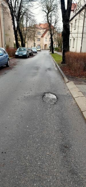 Zdjęcie 1 przedstawia problem zgłoszony w tym alercie