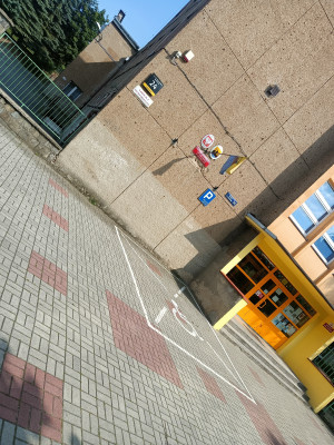 Zdjęcie 1 przedstawia problem zgłoszony w tym alercie
