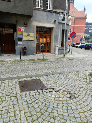 Zdjęcie 1 przedstawia problem zgłoszony w tym alercie