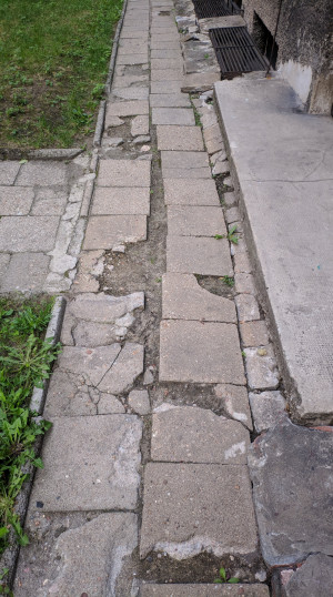Zdjęcie 2 przedstawia problem zgłoszony w tym alercie
