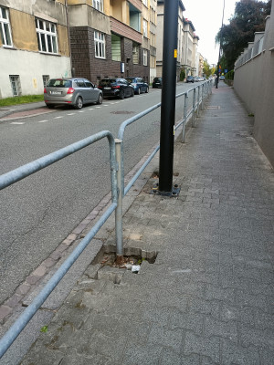 Zdjęcie 1 przedstawia problem zgłoszony w tym alercie