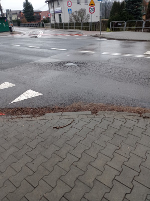 Zdjęcie 2 przedstawia problem zgłoszony w tym alercie