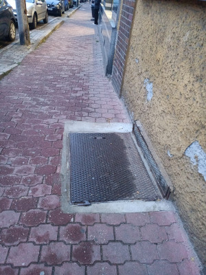 Zdjęcie 2 przedstawia problem zgłoszony w tym alercie