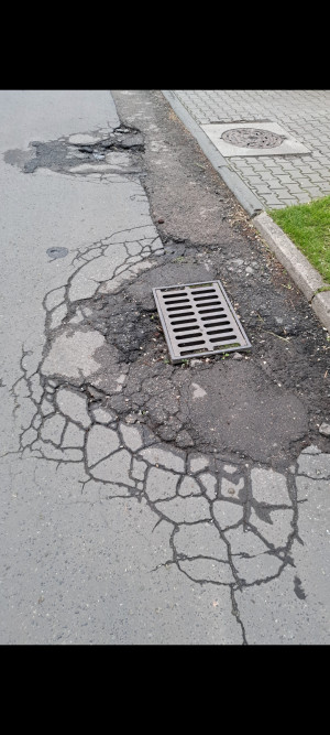 Zdjęcie 1 przedstawia problem zgłoszony w tym alercie