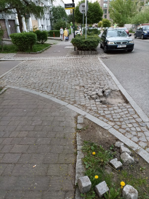 Zdjęcie 3 przedstawia problem zgłoszony w tym alercie