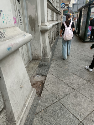 Zdjęcie 1 przedstawia problem zgłoszony w tym alercie