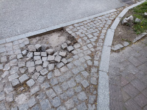 Zdjęcie 1 przedstawia problem zgłoszony w tym alercie