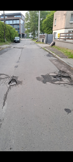 Zdjęcie 5 przedstawia problem zgłoszony w tym alercie