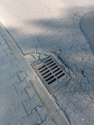 Zdjęcie 1 przedstawia problem zgłoszony w tym alercie