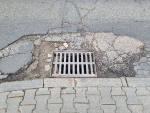 Zdjęcie 2 przedstawia problem zgłoszony w tym alercie