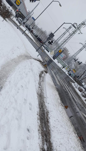 Zdjęcie 3 przedstawia problem zgłoszony w tym alercie