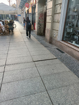 Zdjęcie 1 przedstawia problem zgłoszony w tym alercie