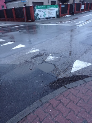 Zdjęcie 2 przedstawia problem zgłoszony w tym alercie