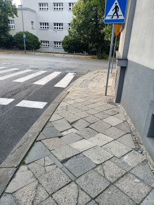 Zdjęcie 2 przedstawia problem zgłoszony w tym alercie