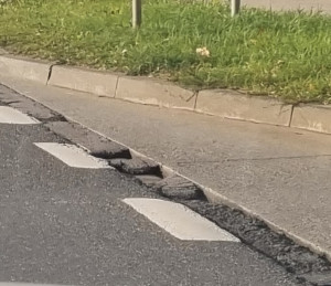 Zdjęcie 1 przedstawia problem zgłoszony w tym alercie