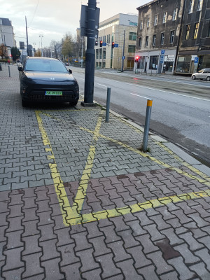 Zdjęcie 1 przedstawia problem zgłoszony w tym alercie