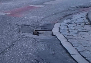 Zdjęcie 1 przedstawia problem zgłoszony w tym alercie