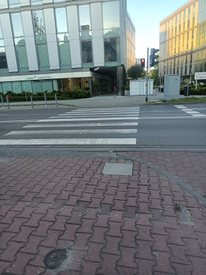 Zdjęcie 2 przedstawia problem zgłoszony w tym alercie