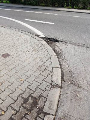 Zdjęcie 1 przedstawia problem zgłoszony w tym alercie