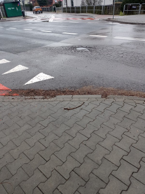 Zdjęcie 3 przedstawia problem zgłoszony w tym alercie
