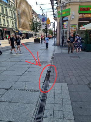 Zdjęcie 1 przedstawia problem zgłoszony w tym alercie