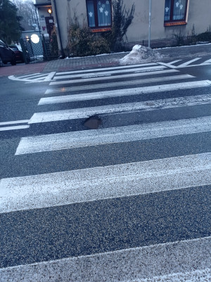 Zdjęcie 2 przedstawia problem zgłoszony w tym alercie
