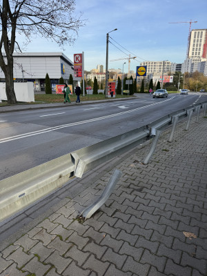 Zdjęcie 3 przedstawia problem zgłoszony w tym alercie