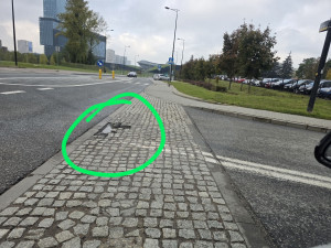 Zdjęcie 3 przedstawia problem zgłoszony w tym alercie